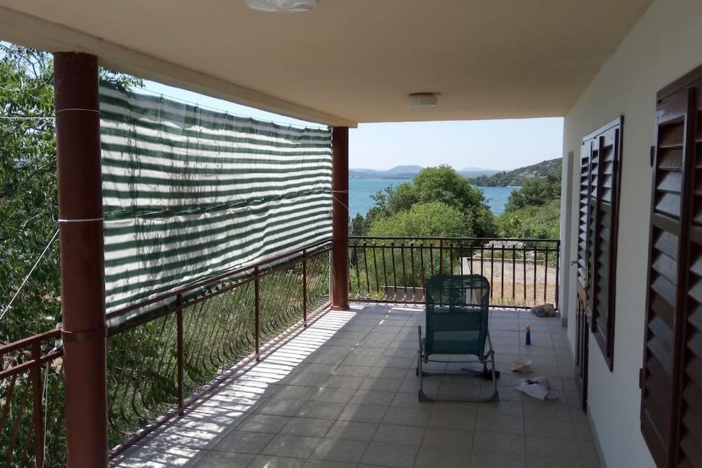 Ferienhaus Am Wasser - Kuca Rio - Iberische Finca In Dalmatien Bilice Kültér fotó