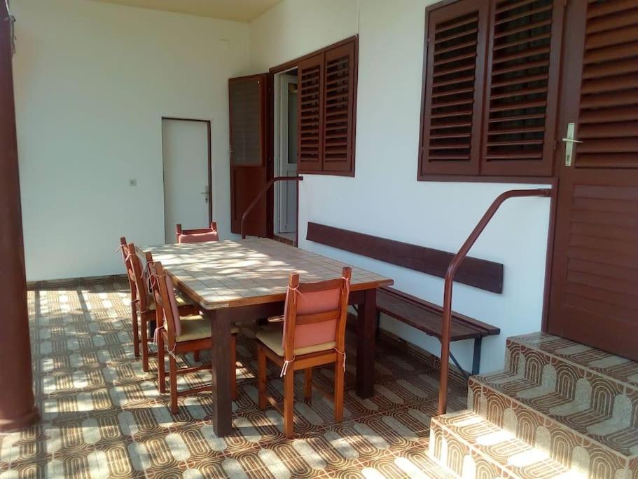 Ferienhaus Am Wasser - Kuca Rio - Iberische Finca In Dalmatien Bilice Kültér fotó