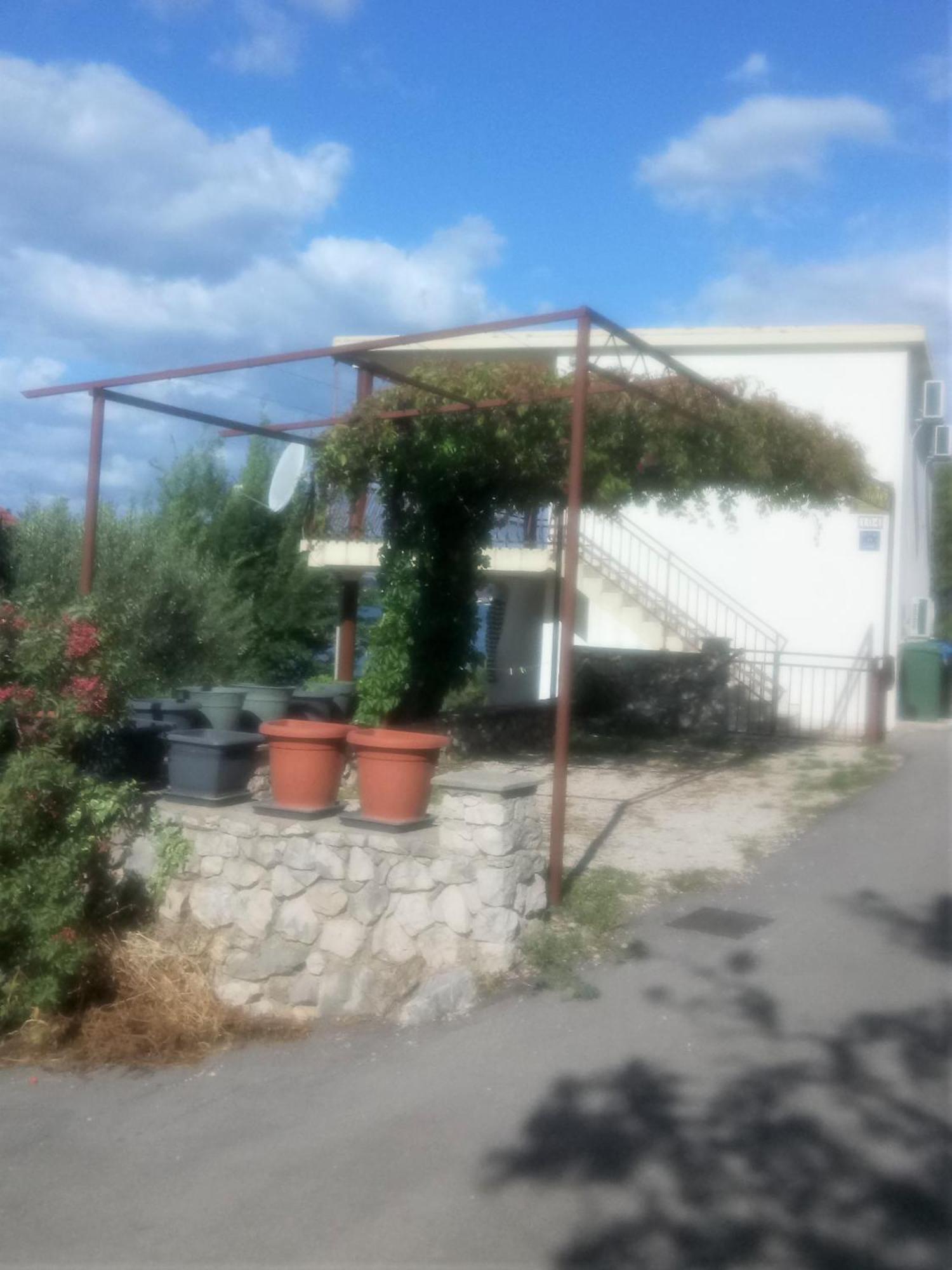 Ferienhaus Am Wasser - Kuca Rio - Iberische Finca In Dalmatien Bilice Kültér fotó